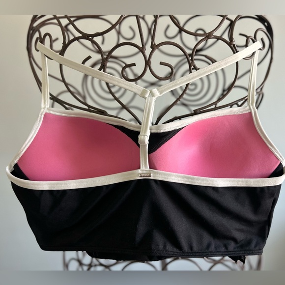 PINK Active push up T back Black Sportsbra with white and pink lining size med - Picture 4 of 4